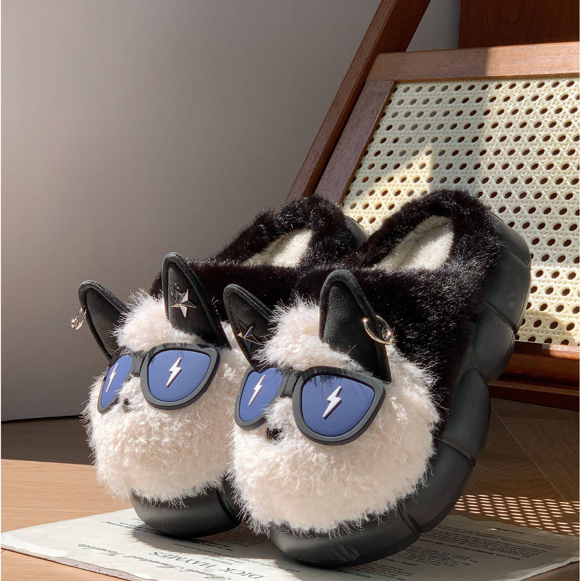 Women's Thick-soled Non-slip Cute Puppy Cotton Slippers