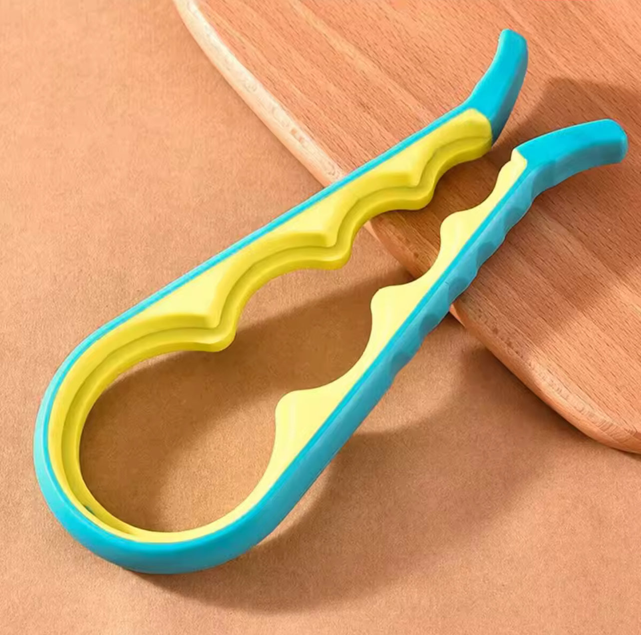 4-in-1 Magic Jar & Bottle Opener - Effortless Kitchen Gadget for Jars, Cans, Bottles & More! 🌟